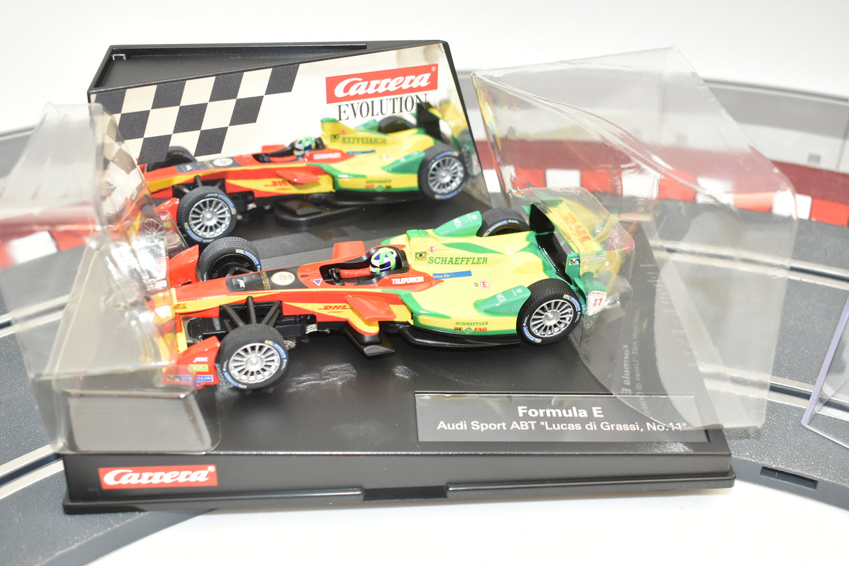 Race car set with Citroen Saxo "sven Haaf" model for Ninco 50284