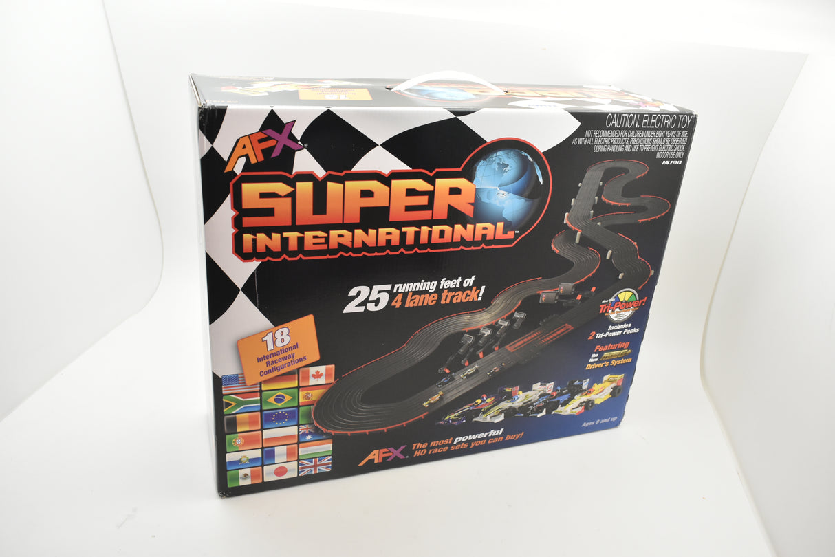 Race track toy set box featuring 25 feet of 4-lane track for AFX/ 21018