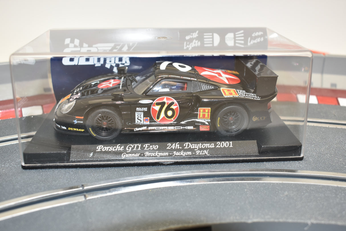 Slot car of a 2001 Porsche GT1 Evo race car for Fly Car GB71L