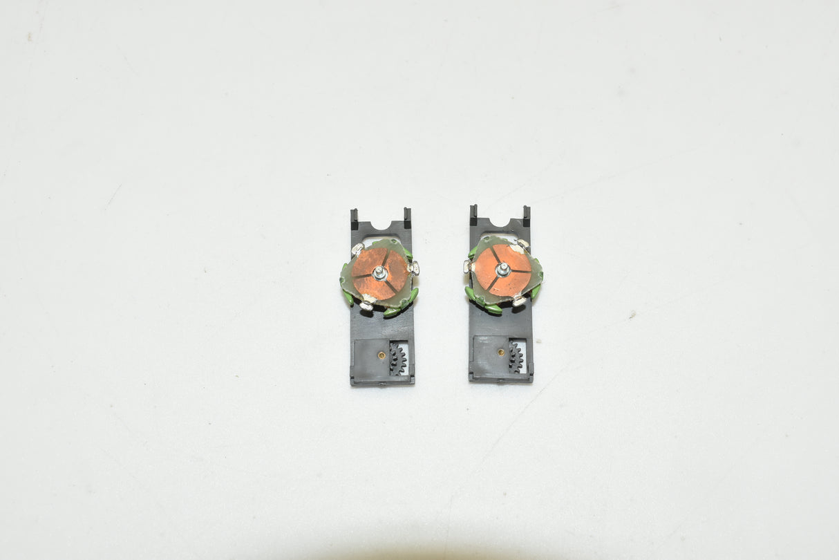 Two green top plate assemblies with electrical connectors for Aurora AFX 1750-061