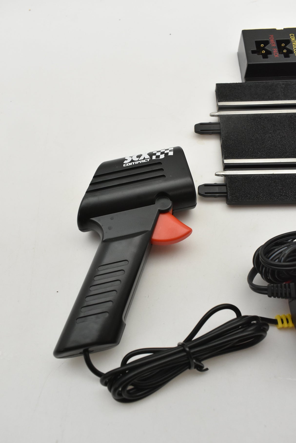 Power tool starter kit with pistol grip, battery pack, and cord for SCX Compact SC-01.050