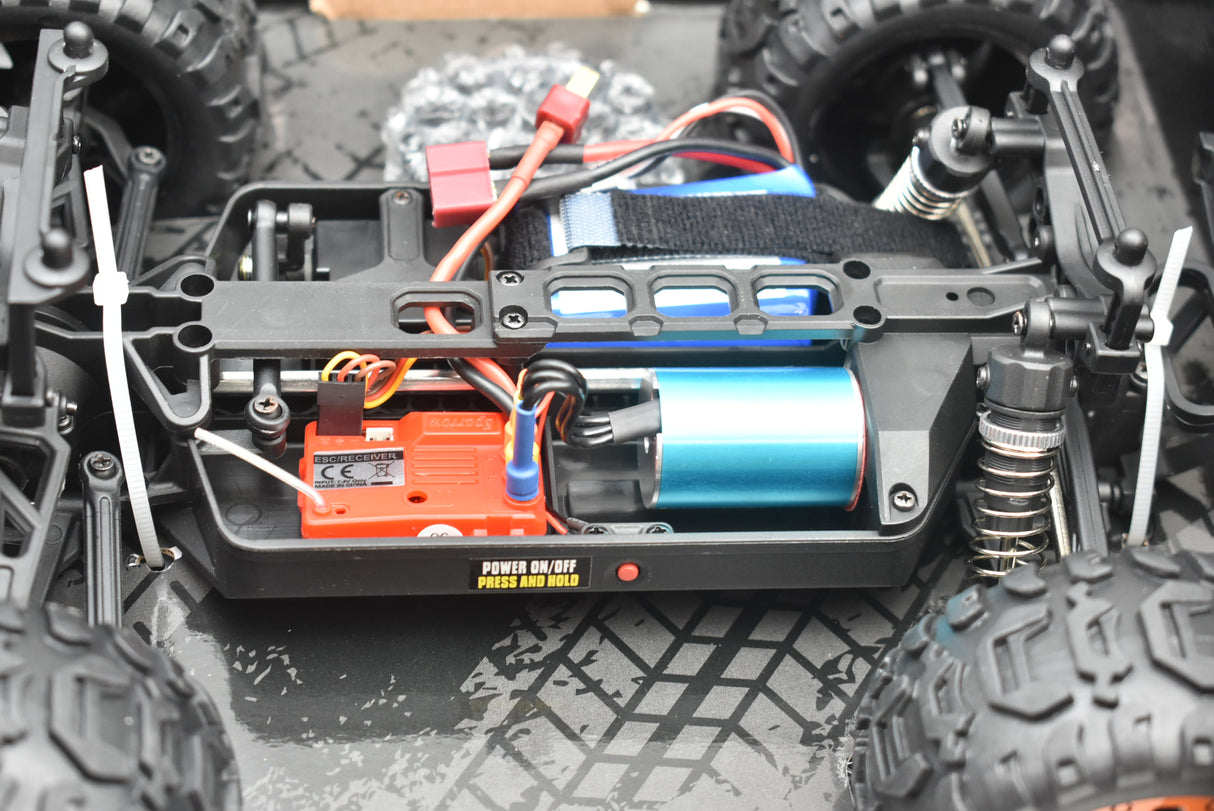 Monster truck electronics with blue and yellow accents, ready for action for Blue/Yellow IMX19015