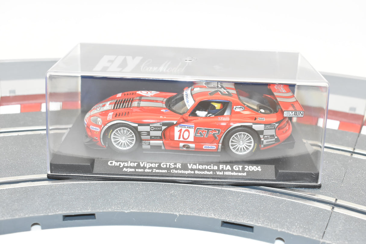 Slot car of 2004 Chrysler Viper GTS-R race car in clear box for Fly Car 88109