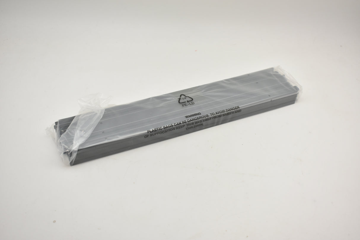 Bulk pack of straight track pieces for model train sets for Auto World H0045, alternate track view