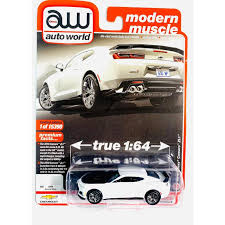 2019 Chevy camaro ZL1 1:64 Modern Muscle | AW64332 | AW Die Cast