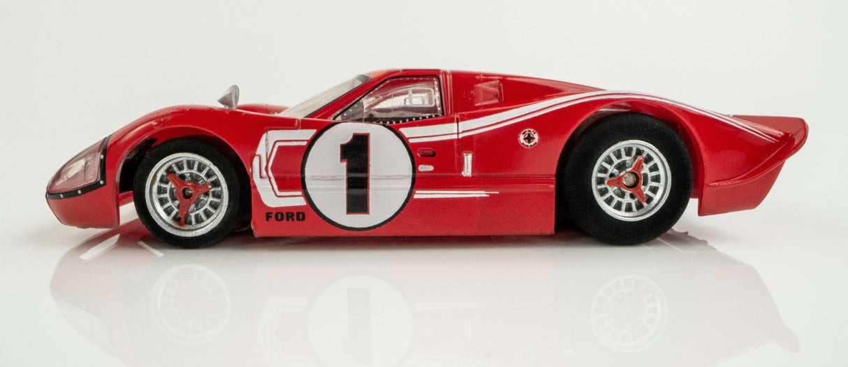 Ford GT40 MKIV #1 Red | 22042 | AFX/Racemasters