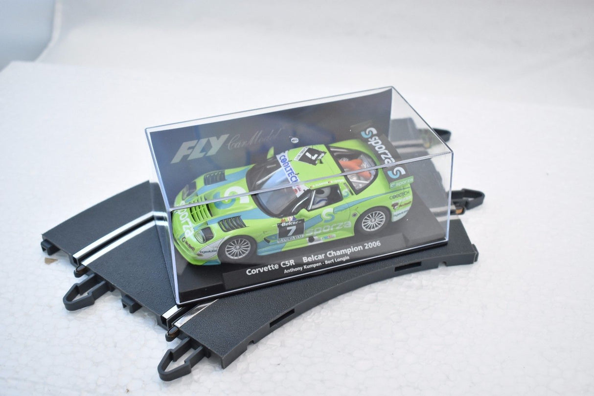 Green Corvette C5R Belcar Champion 2006 model in clear case for Fly Car 88280