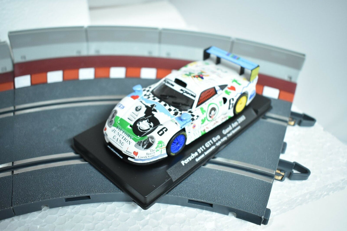 Race car on track: Porsche 911 GT1 Evo model for Fly Car 88222
