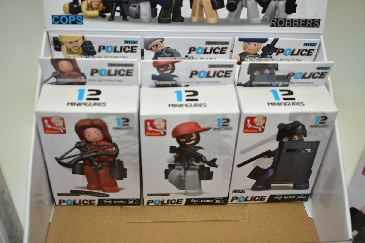 Assortment of police and robber minifigures in packaging for Sluban M38-B0586