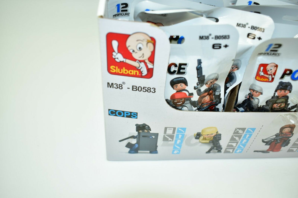 Toy set packaging showing police and robber minifigures for building for Sluban M38-B0583