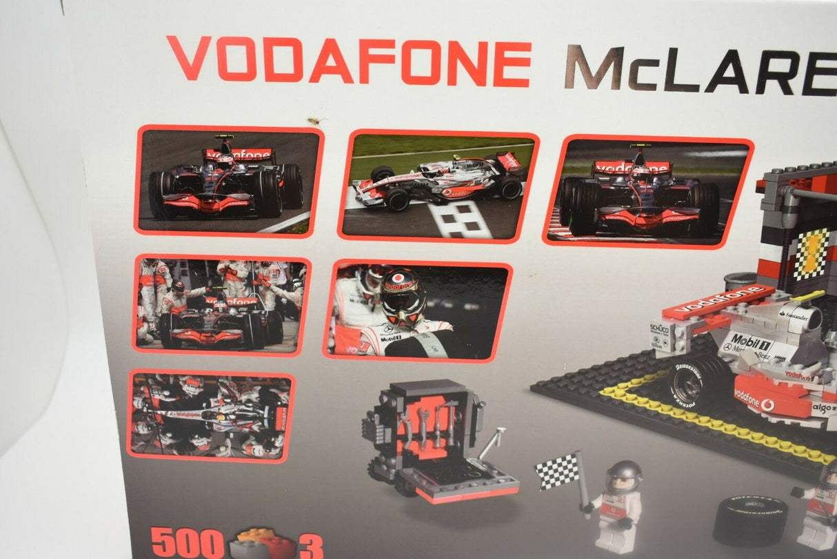 Race car set display with multiple angles and minifigures for COBI COBI22550