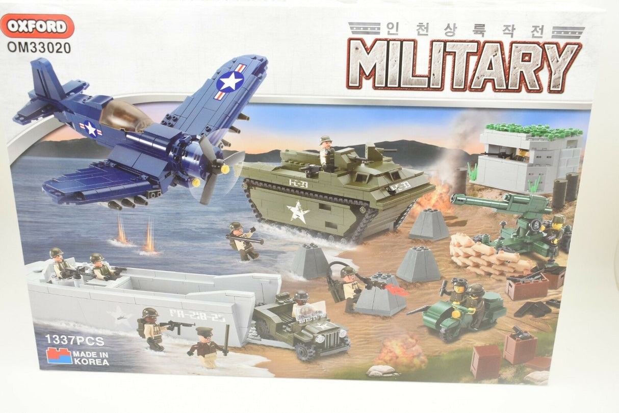 WWII/Korean War landing set featuring planes, tanks, and soldiers for Oxford OXF33020