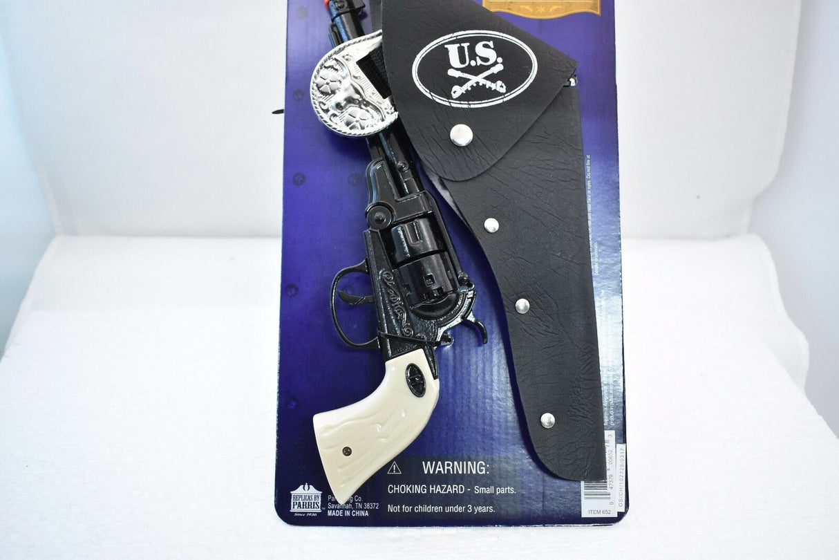 Toy revolver and holster set displayed on packaging for Parris Toys 0652