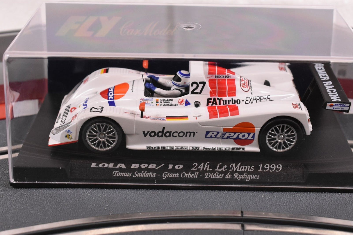 Lola B98/10 race car model from the 1999 Le Mans race for Fly Car 88039