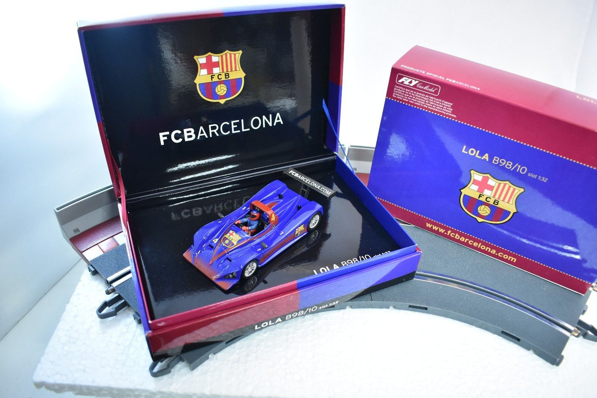 Lola B98/10 F.C. Barcelona slot car in open box for Fly Car 96013