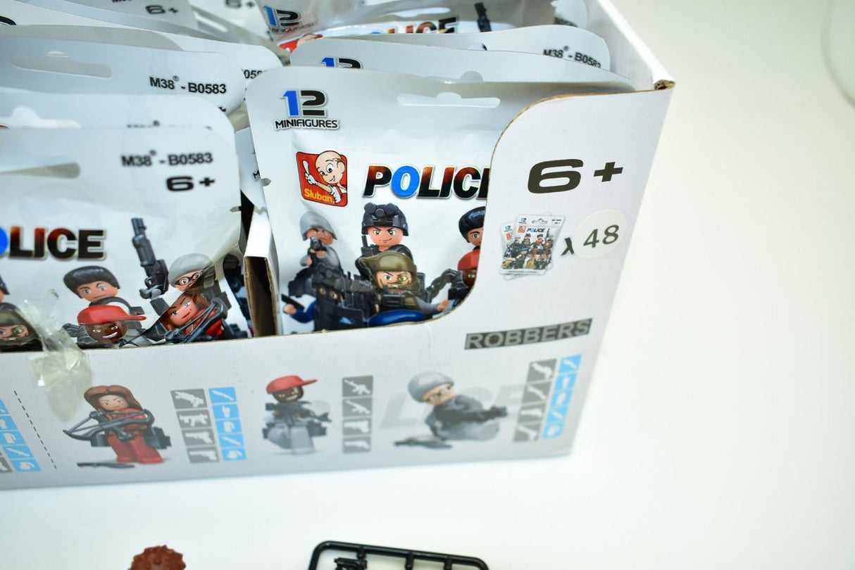 Police and robber minifigures for building sets for Sluban M38-B0583