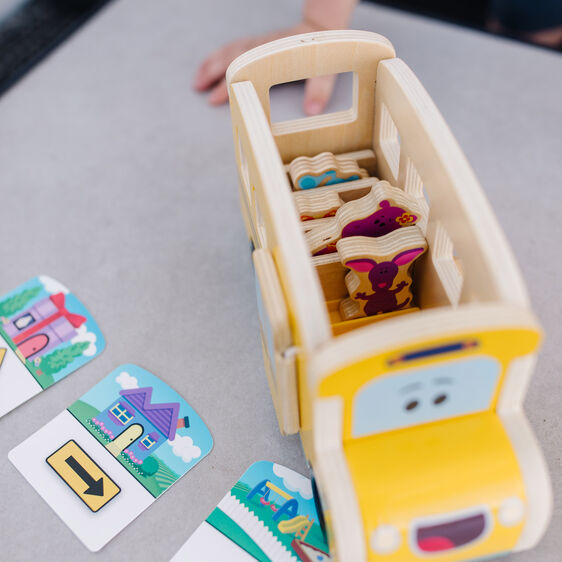 Wooden pull-back bus toy with game cards for Blue's Clues play for Melissa and Doug 33011