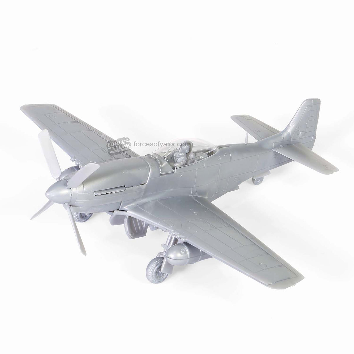 U.S. P-51D Mustang Great Britian Jan 1945 1:72 | 873010A | Waltersons
