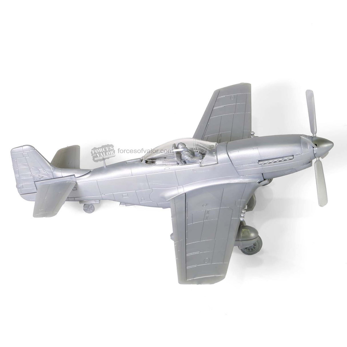 U.S. P-51D Mustang Great Britian Jan 1945 1:72 | 873010A | Waltersons