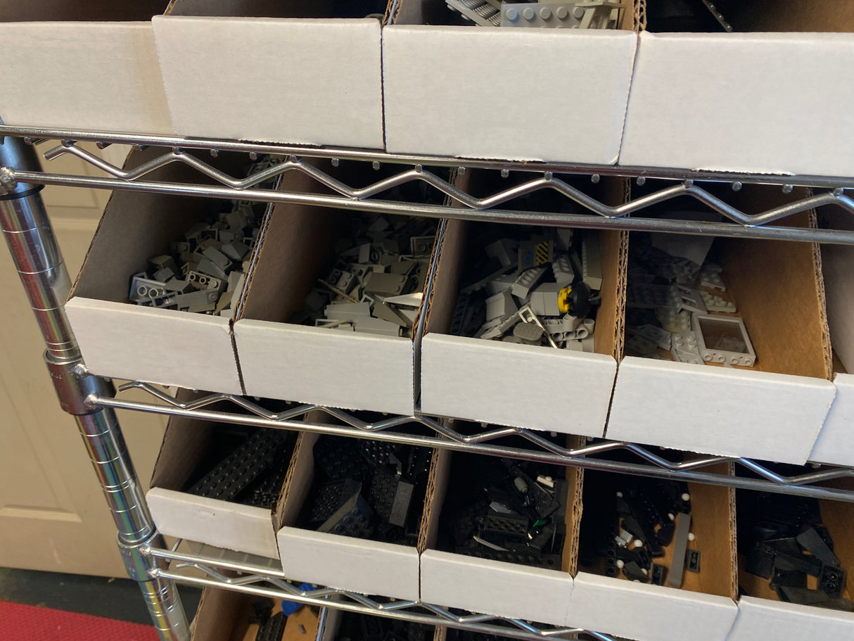 Mega Mega Mother Load of Lego sets , Bricks , prebuilt sets, Manuals, last 30 yr