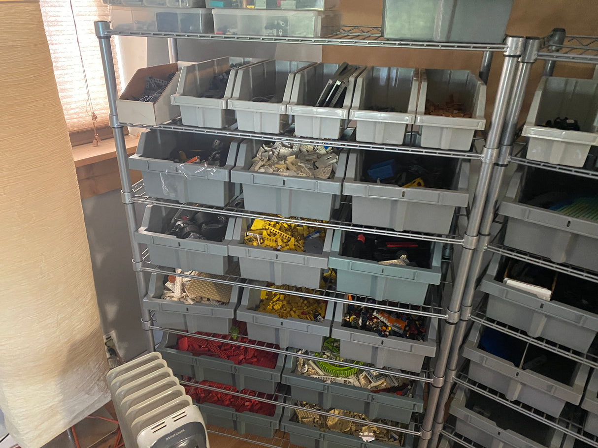 Mega Mega Mother Load of Lego sets , Bricks , prebuilt sets, Manuals, last 30 yr