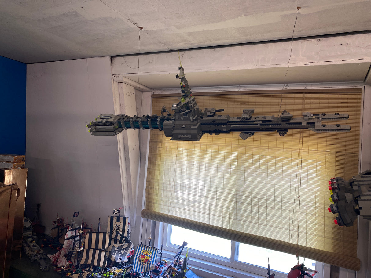 Mega Mega Mother Load of Lego sets , Bricks , prebuilt sets, Manuals, last 30 yr