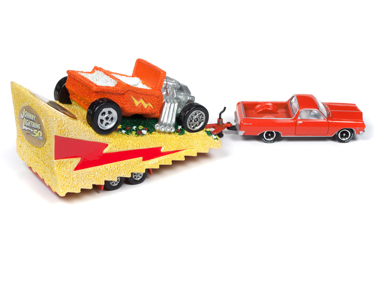 Toy vehicle set: orange tow truck pulling a red car on a yellow ramp for Johnny Lightning JLTG001b