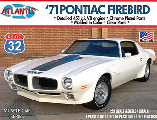 White 1971 Pontiac Firebird model kit, 1:32 scale, muscle car for Atlantis Model Co ALM2009