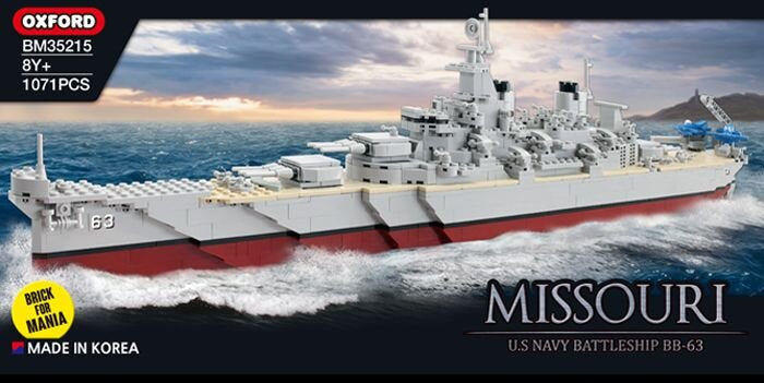 Model of the USS Missouri battleship, BB-63, built with building blocks for Oxford OXF35215, front view