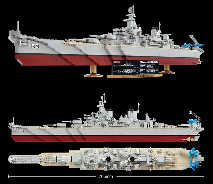Model kit of USS Missouri battleship, showing three views and dimensions for Oxford OXF35215