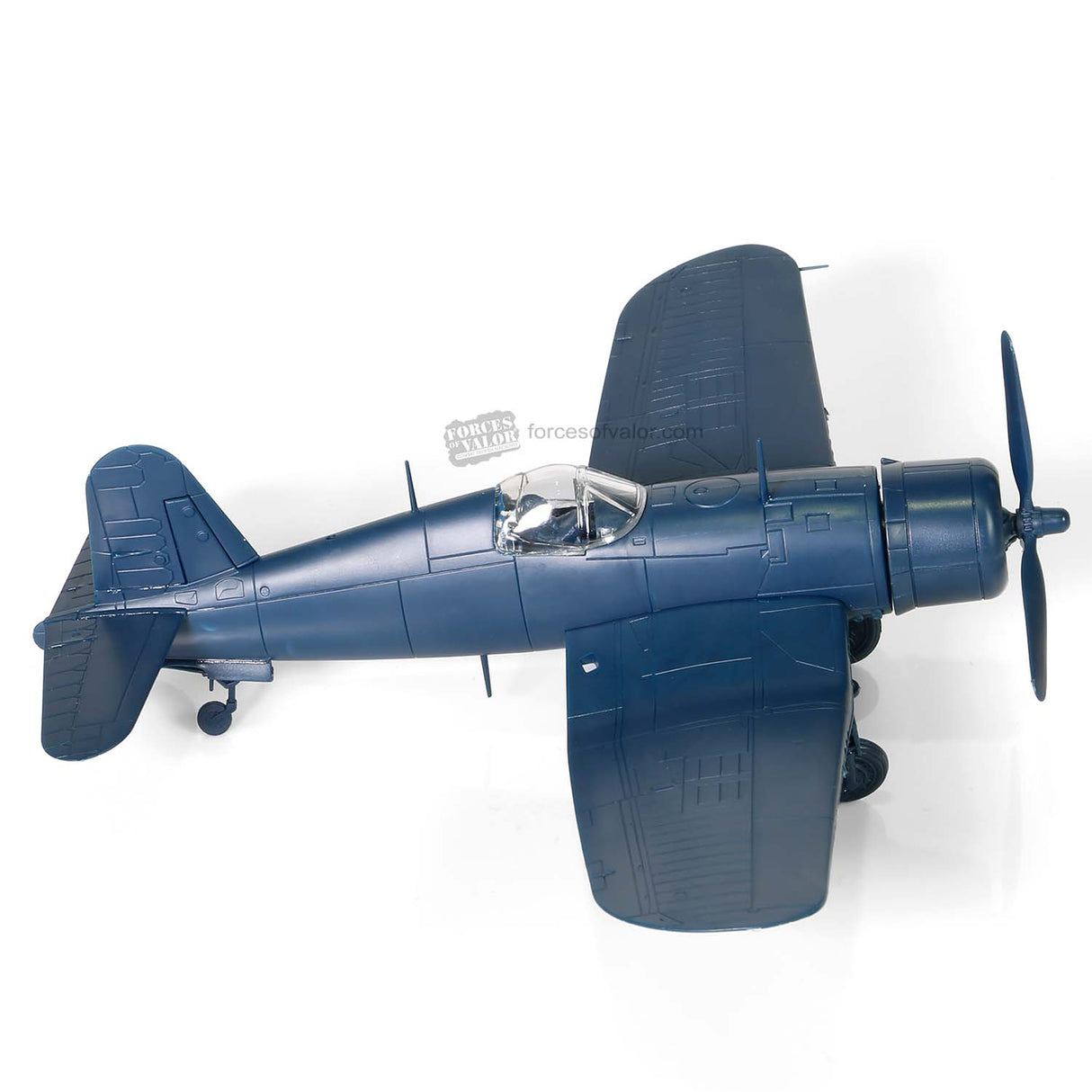 U.S. F4U-1D Corsair Okinawa May 1945 1:72 | 873011A | Waltersons