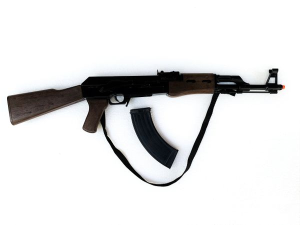 Assault rifle with wooden stock, magazine, and sling attached for Gonher 137/6