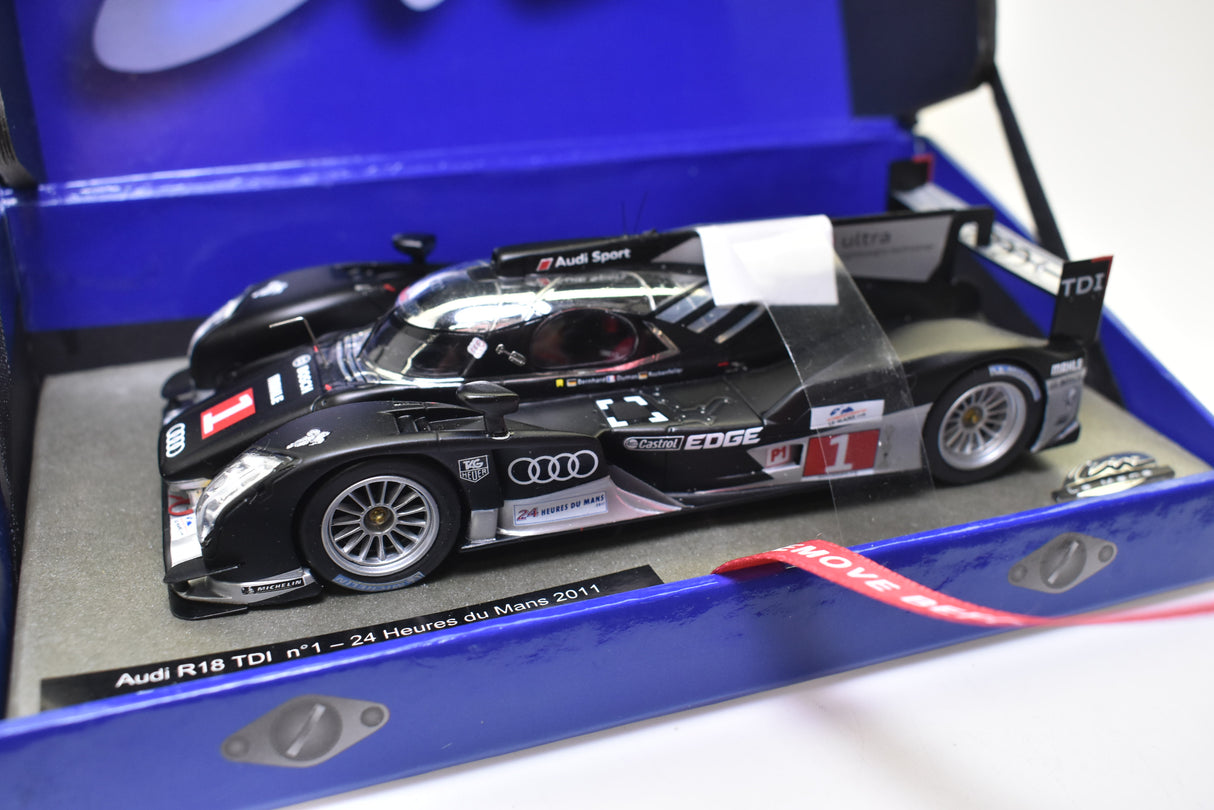 Audi R18 TDI #1-Abandon 24Hour du mans 2011 1/32 Slot Car | 132061/1M | LE MANS miniatures