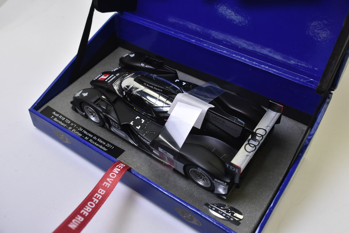Audi R18 TDI #1-Abandon 24Hour du mans 2011 1/32 Slot Car | 132061/1M | LE MANS miniatures