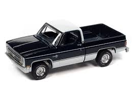 AW auto world True 1:64 | AW64342 | AW Die Cast