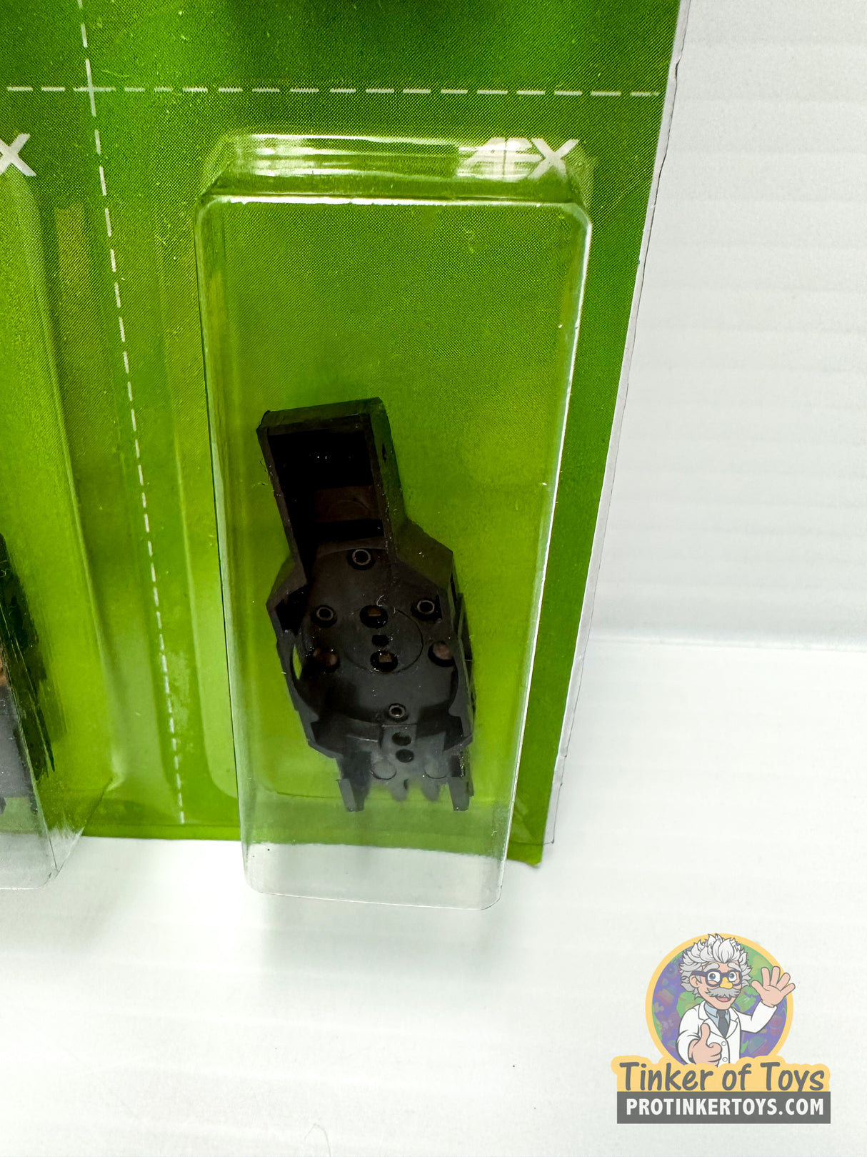 Chassis and Brush Spring Assembly | 8660 | Aurora /AFX Racing