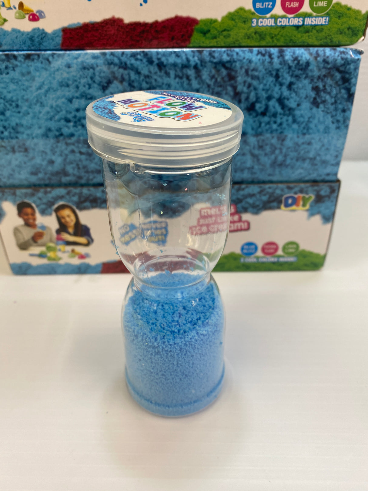 Hourglass Flowing Moving Sand Putty | 88477 | BVP