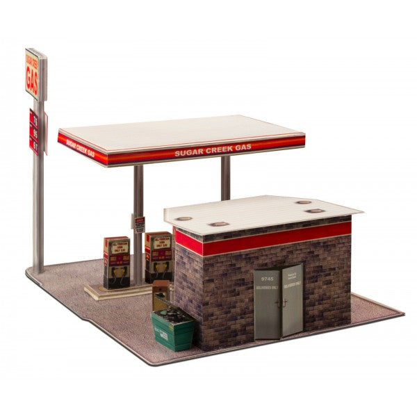 Model kit of a modern gas station with pumps and convenience store for Innovative Hobby Supply BK3208