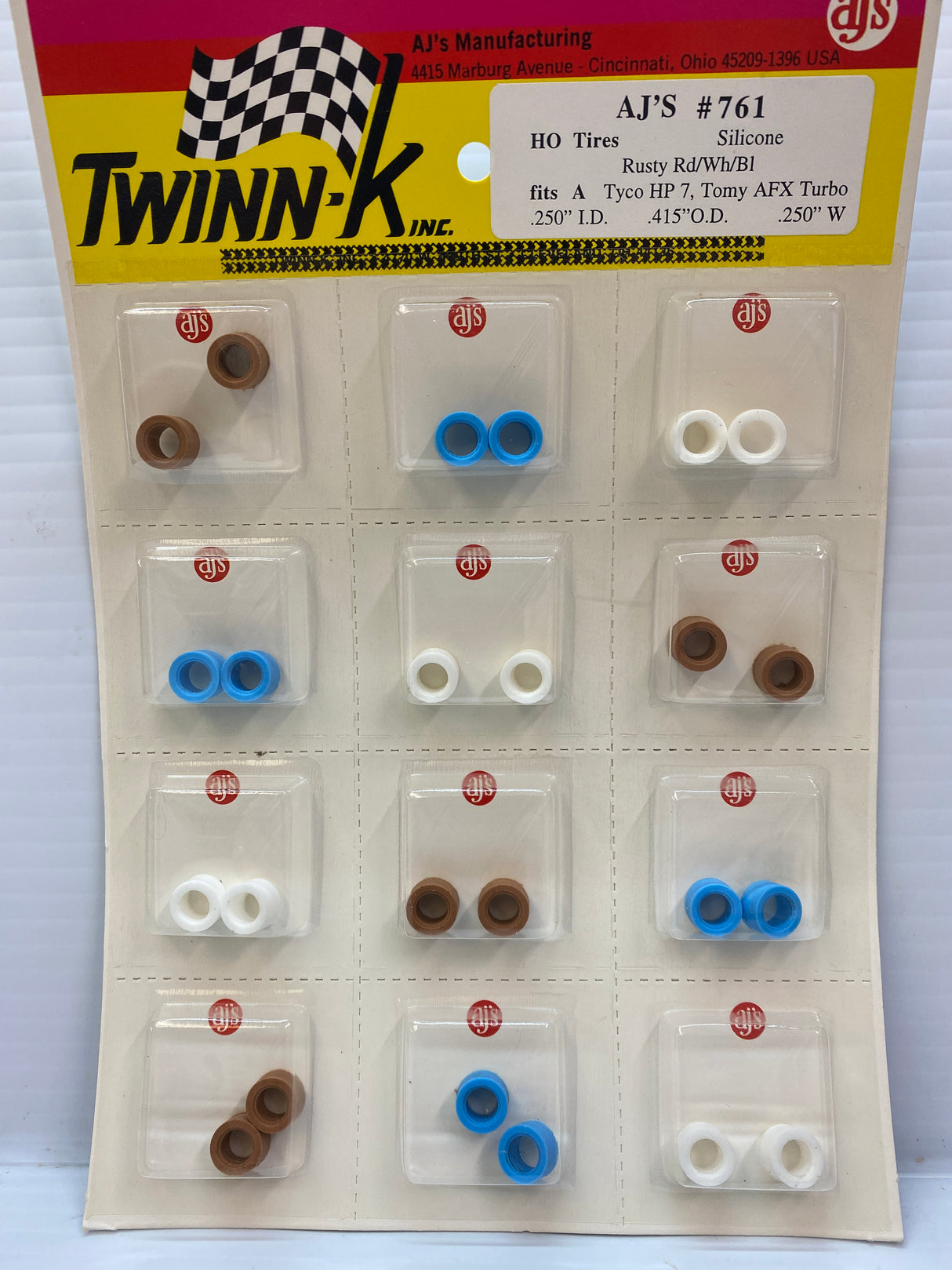 HO Tires Silicone Rusty Rd/ Wh/Bl | 761 | AJ Inc