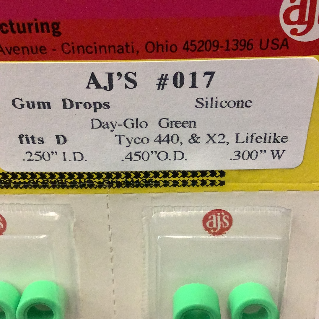 Green silicone tires for Tyco 440, X2, and Lifelike models for Gum Drops Silicone Day-Glo Green Tires 017