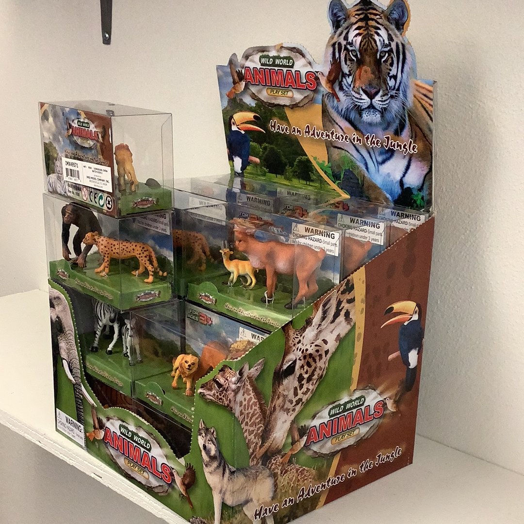 Animal play set display featuring various jungle animals for Schylling IMX49571