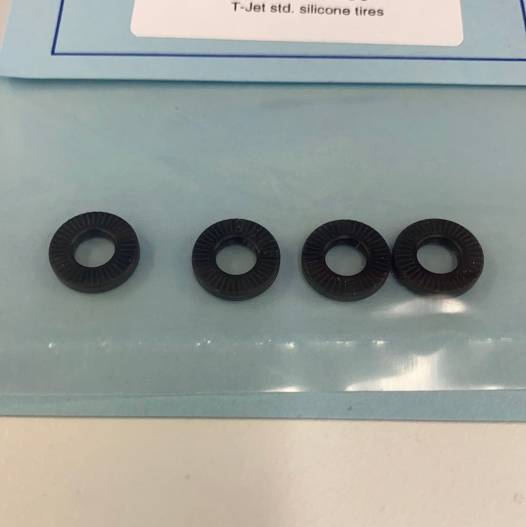 Four black silicone tires for T-Jet standard use for HO Express HOE6030