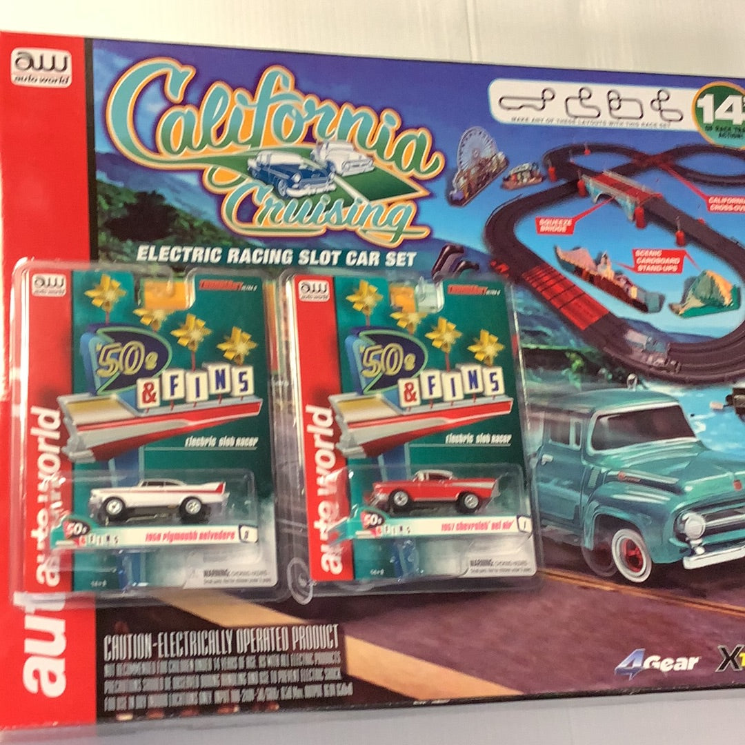 Toy car set for electric racing on a California coast track for Auto World SRS331