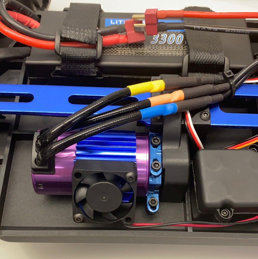 Electric motor and battery pack assembly for a remote-controlled vehicle for IMEX 22005