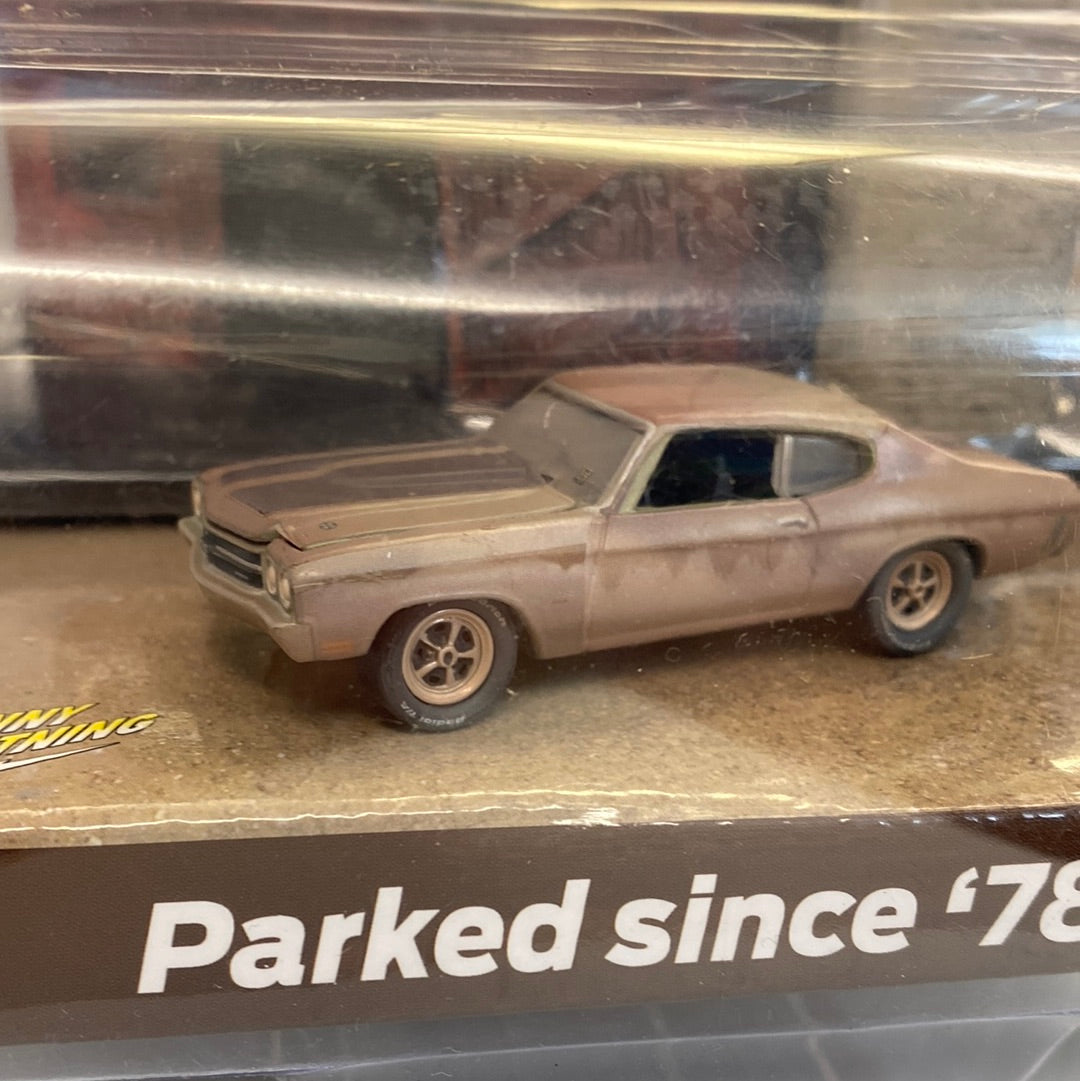 Die-cast model of a 1970s Chevy Chevelle SS muscle car for Johnny Lightning JLDR004BN