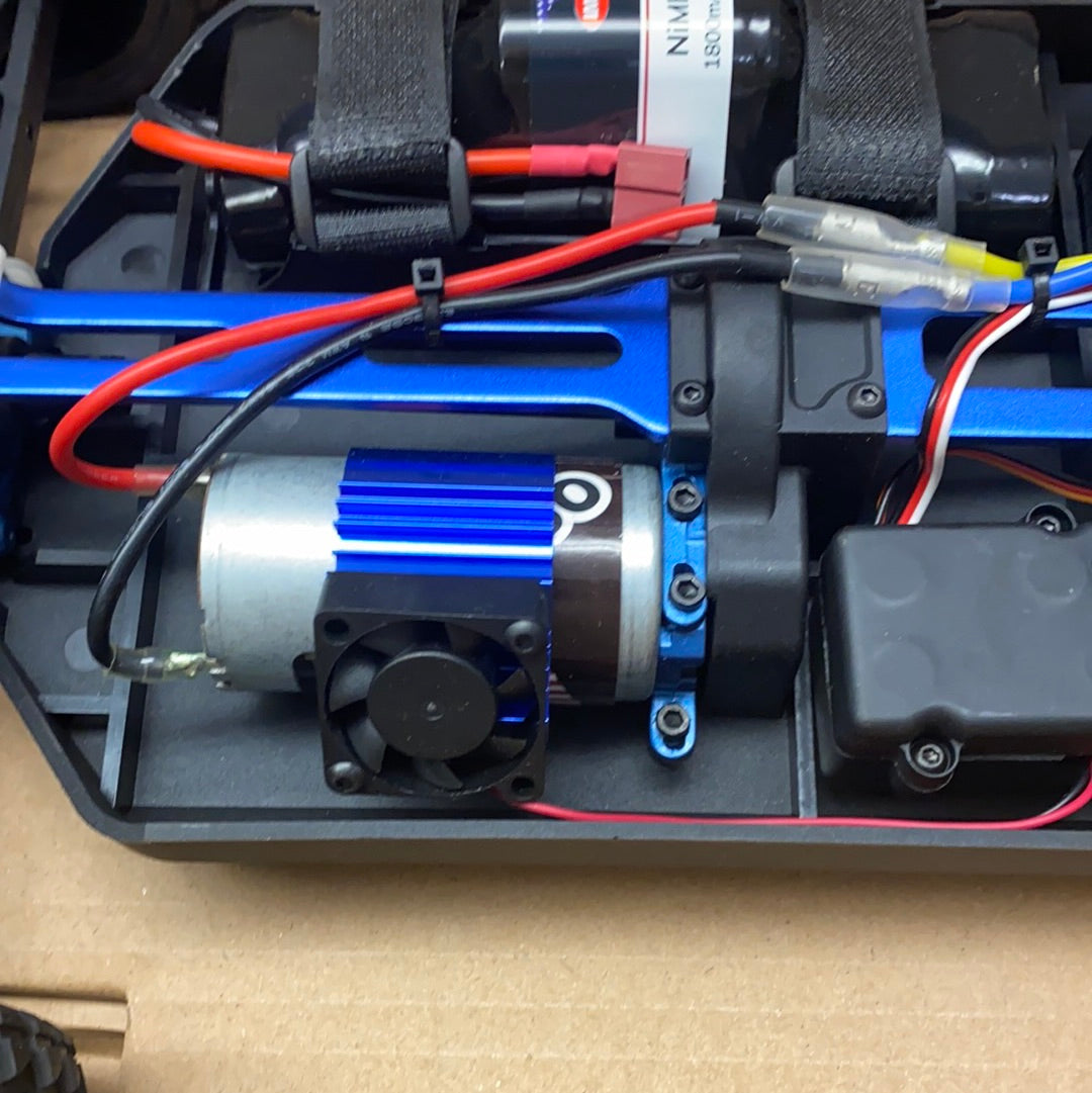 Electric motor assembly for a remote-controlled car chassis for IMEX 22010