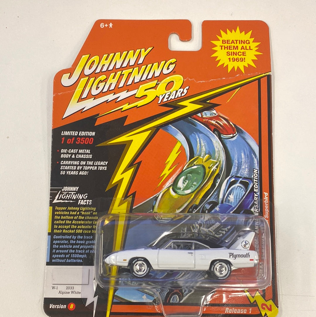 Johnny Lightning 50 Years | JLCG018 | Johnny Lightning-Round2 Returns-JLCG018-B-1-2 | 1970 Plymouth superbird White | Johnny Lightning Die Cast-ProTinkerToys