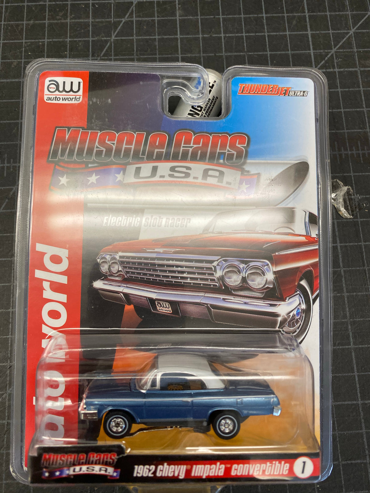 Auto World Thunderjet R25 Muscle Cars USA | SC340 | Auto World-Auto World-#1 1962 Chevy Impala Convertible Blue-ProTinkerToys