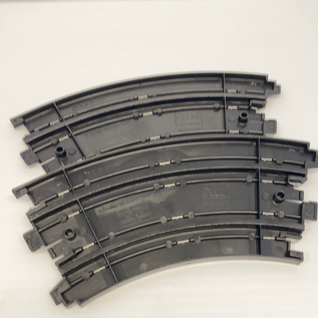 Black model train track curve, 9-inch radius, two pieces for Auto World H0004