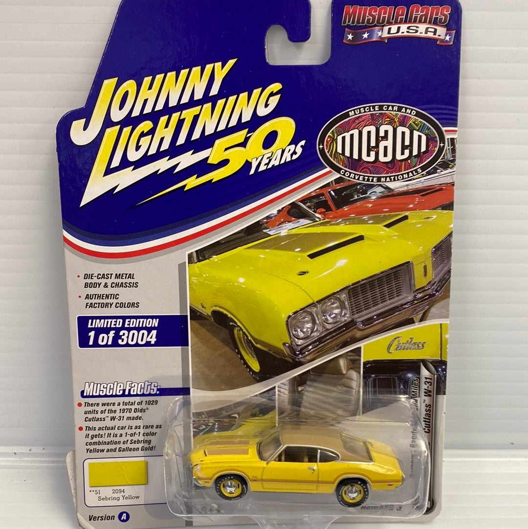 Assortment Johnny Lightning 50 Year Muscle Cars U.S.A | A & B | JLMC021 | Johnny Lightning Die Cast-Round2 Returns-JLMC021-A-3-2 | 11970 Olds Cutlass W-31 Yellow | Johnny Lightning-ProTinkerToys